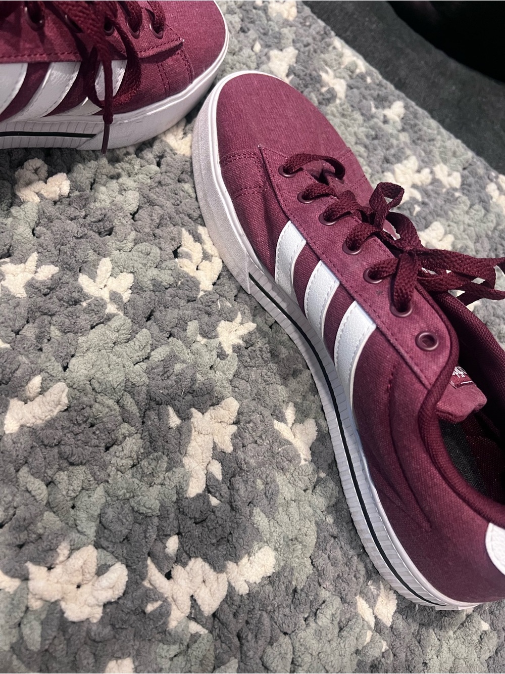 Adidas Daily 3.0 Canvas Sneakers Burgundy Maroon Men's - Picture 7 of 9